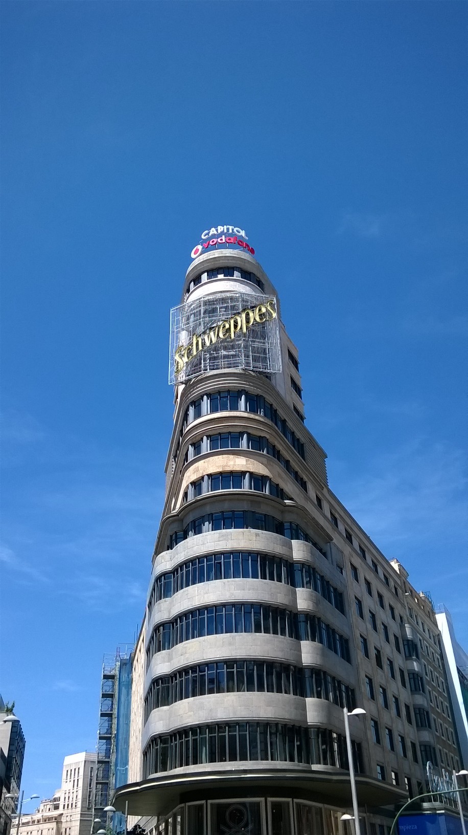 Знаменитое здание в Мадриде